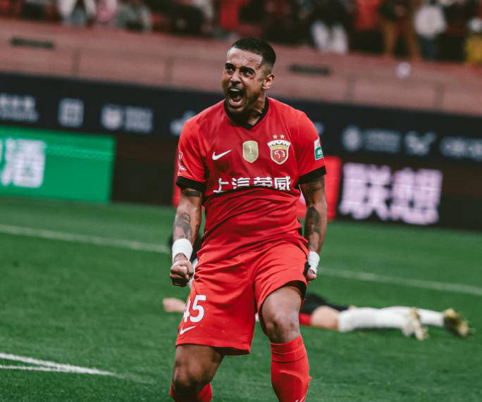 关于上海海港发布备战花絮，赛前防线松动，NBA总决赛任务艰巨，团队化学反应显著的信息