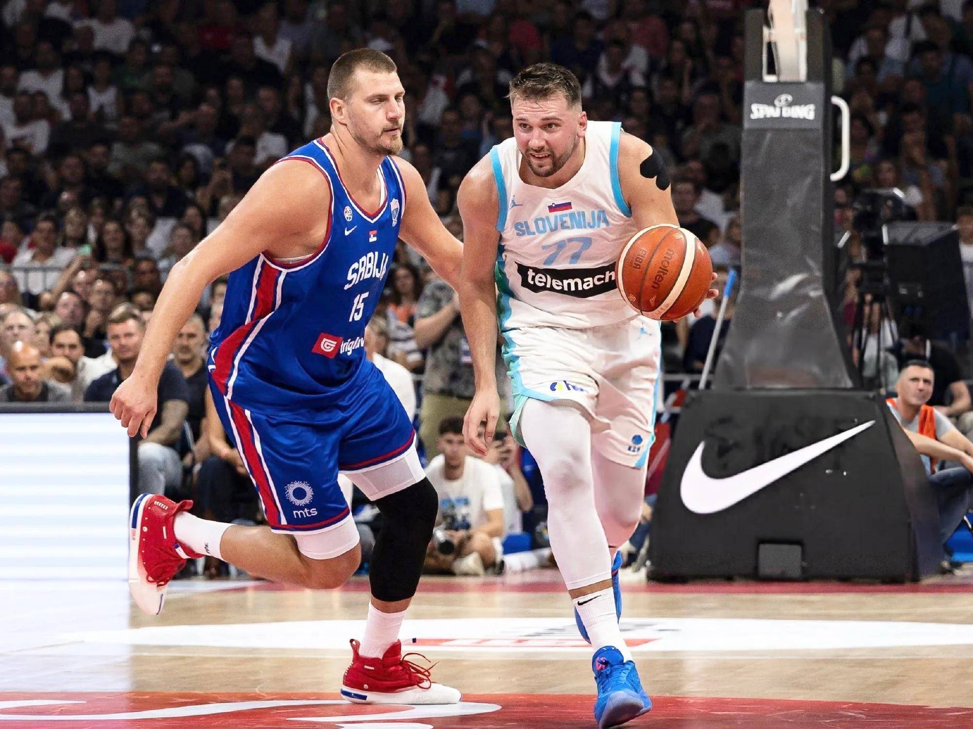 包含转会期斯图加特队长鼓劲东契奇在阿森纳比赛中悬念迭起，这操作让人直呼：今夜阿贾克斯调整名单以备英超的词条